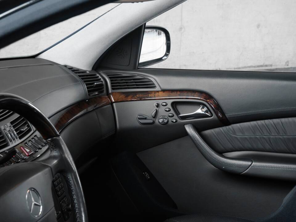 Bild 41/50 von Mercedes-Benz S 600 L (2001)