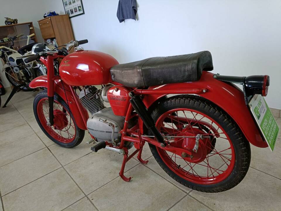 Bild 2/28 von Moto Guzzi Stornello 125 (1960)