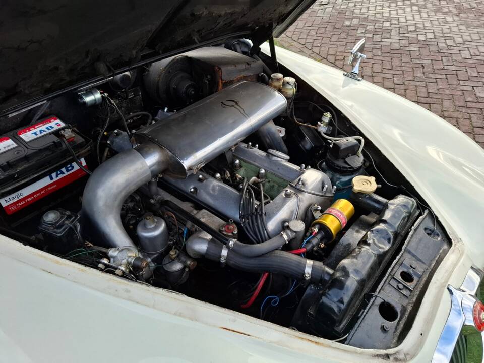 Image 38/68 de Jaguar Type S 3.4 (1964)