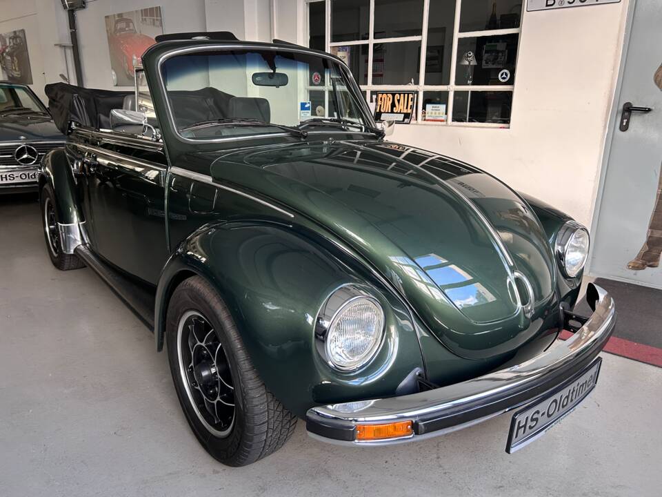 Immagine 3/41 di Volkswagen Maggiolone 1303 LS (1976)