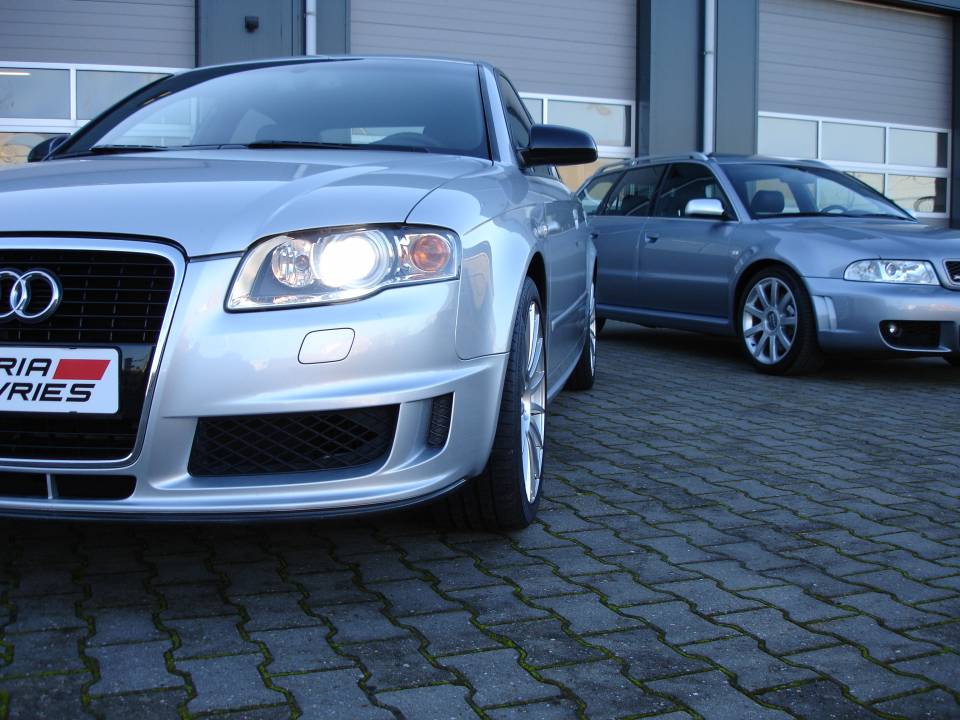 Imagen 3/20 de Audi A4 2.0 TFSI DTM (2006)
