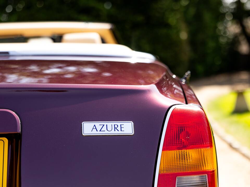 Image 31/46 of Bentley Azure (1997)