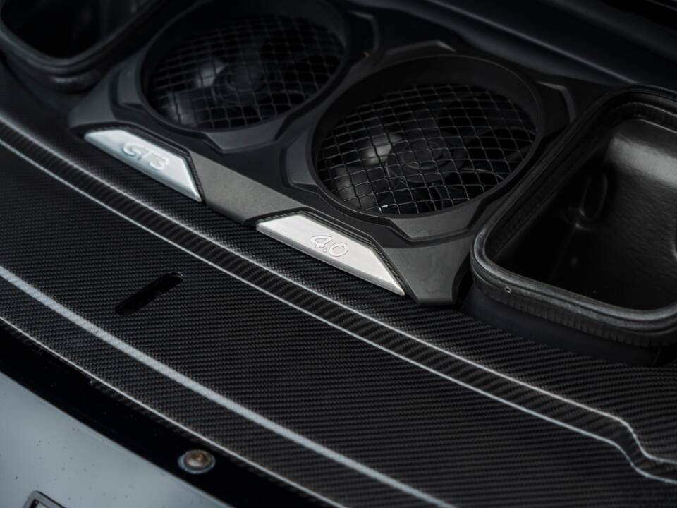 Afbeelding 14/52 van Porsche 911 GT3 (2017)