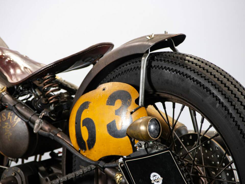 Image 23/50 of Harley-Davidson FXSTC 1340 Softail Custom (1989)