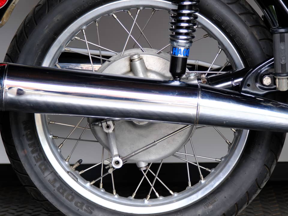 Image 15/91 of BMW R 90 S (1975)