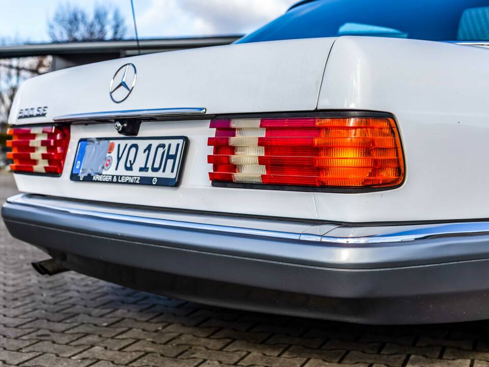 Image 29/175 of Mercedes-Benz 420 SE (1986)