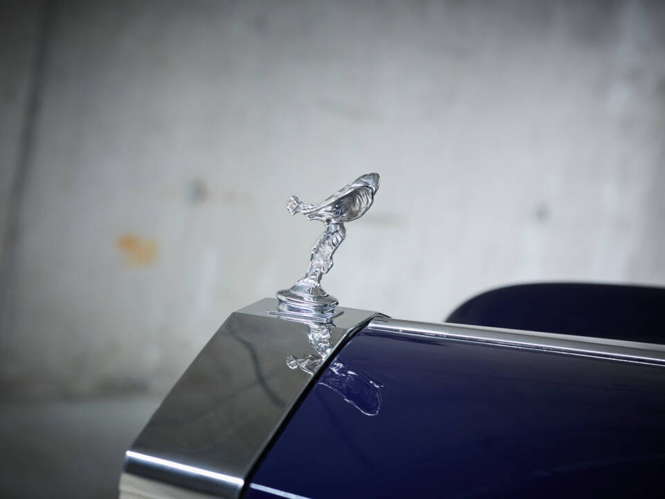 Image 48/100 de Rolls-Royce Silver Shadow II (1979)