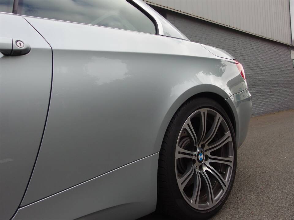 Image 32/98 de BMW M3 (2011)