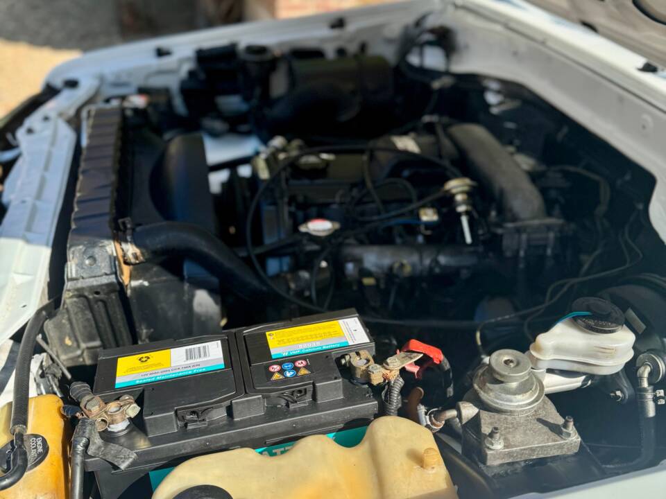 Imagen 11/12 de Toyota Land Cruiser LJ 78 (1990)