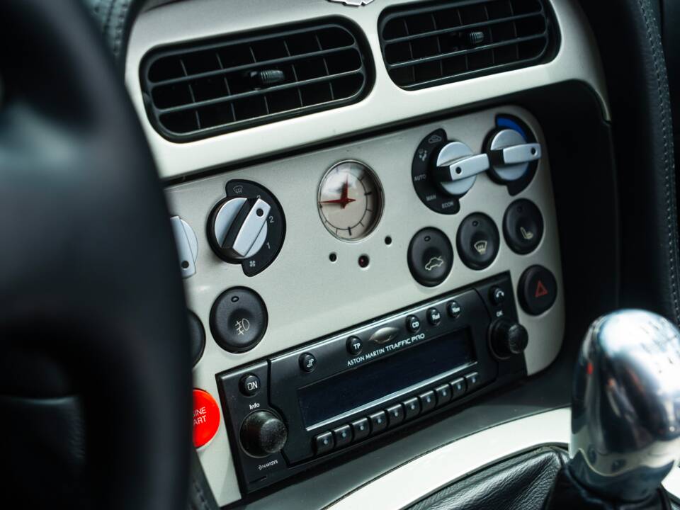 Afbeelding 33/62 van Aston Martin DB AR1 (2004)