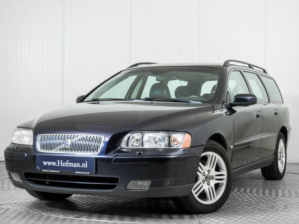 Bild 3/48 von Volvo V 70 2.4 (2006)