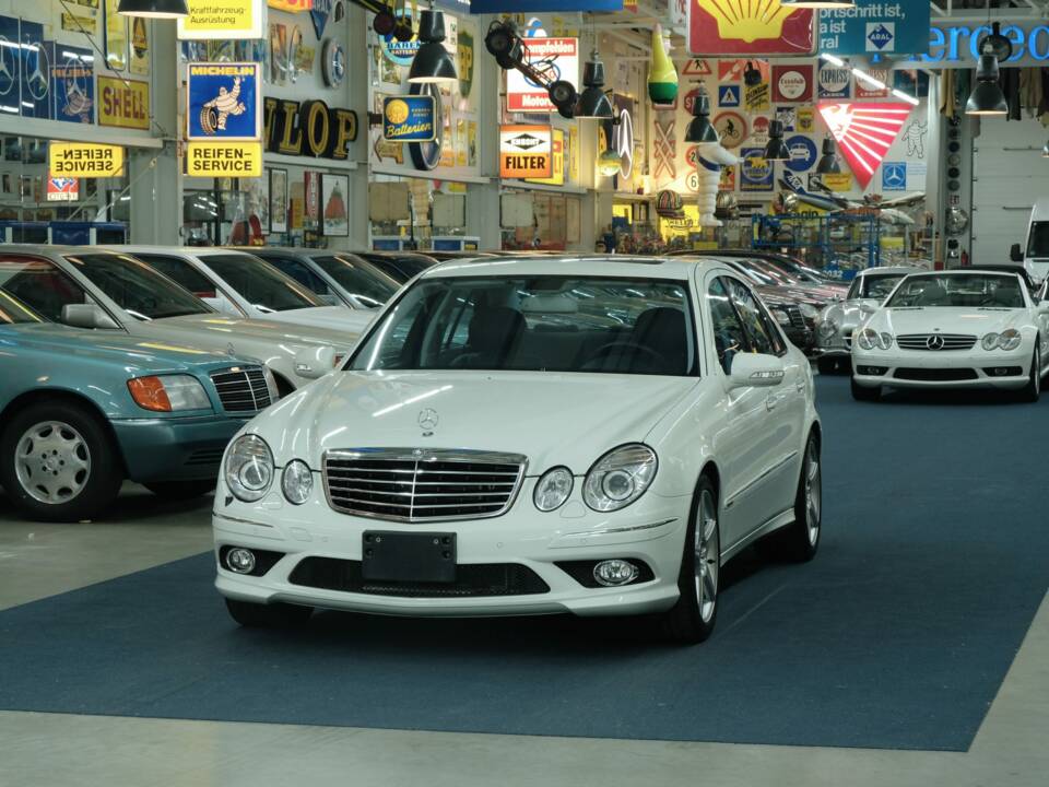 Bild 9/50 von Mercedes-Benz E 500 (2007)