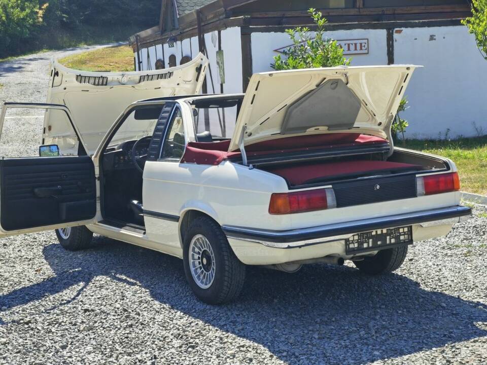 Image 7/8 of BMW 320 Baur TC (1978)