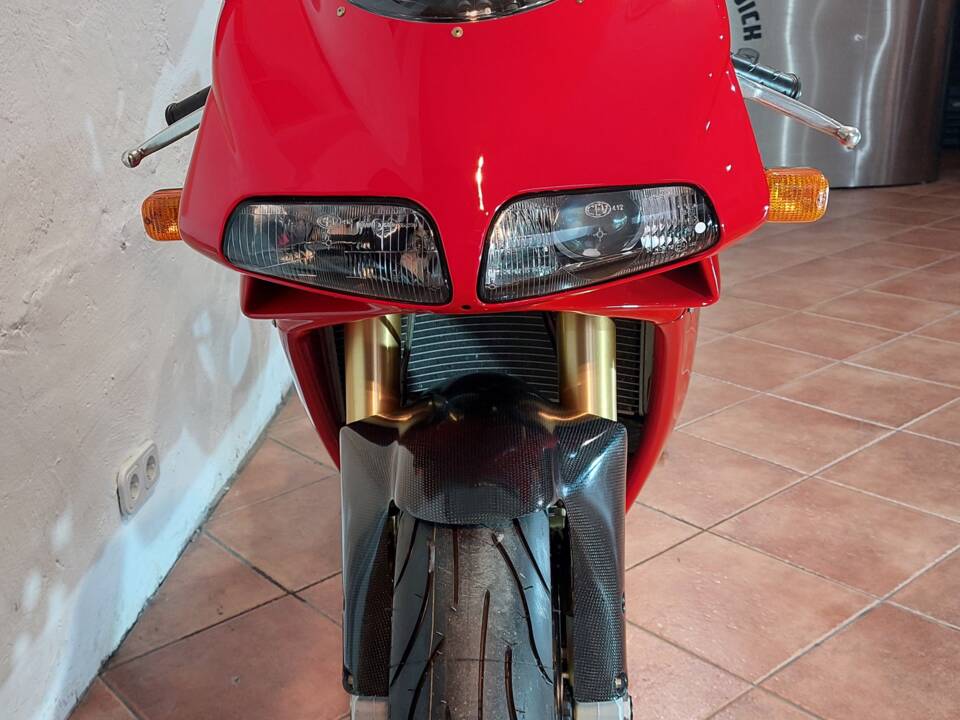 Immagine 13/40 di Ducati DUMMY (2002)
