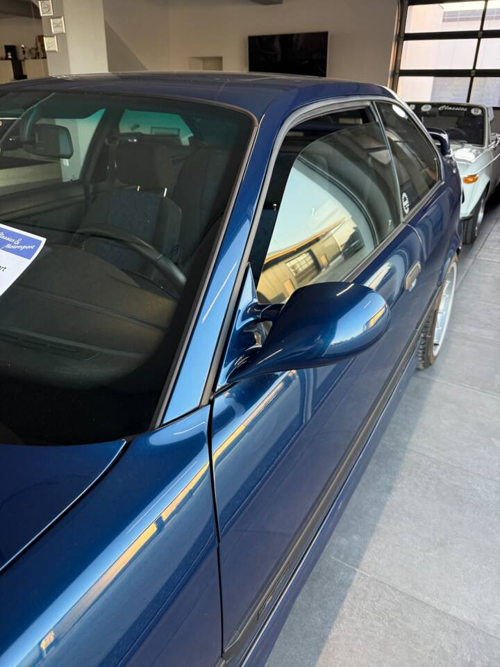 Imagen 4/14 de BMW 318is (1997)