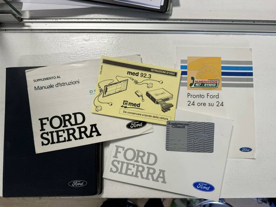 Image 15/36 of Ford Sierra Cosworth 4x4 (1990)
