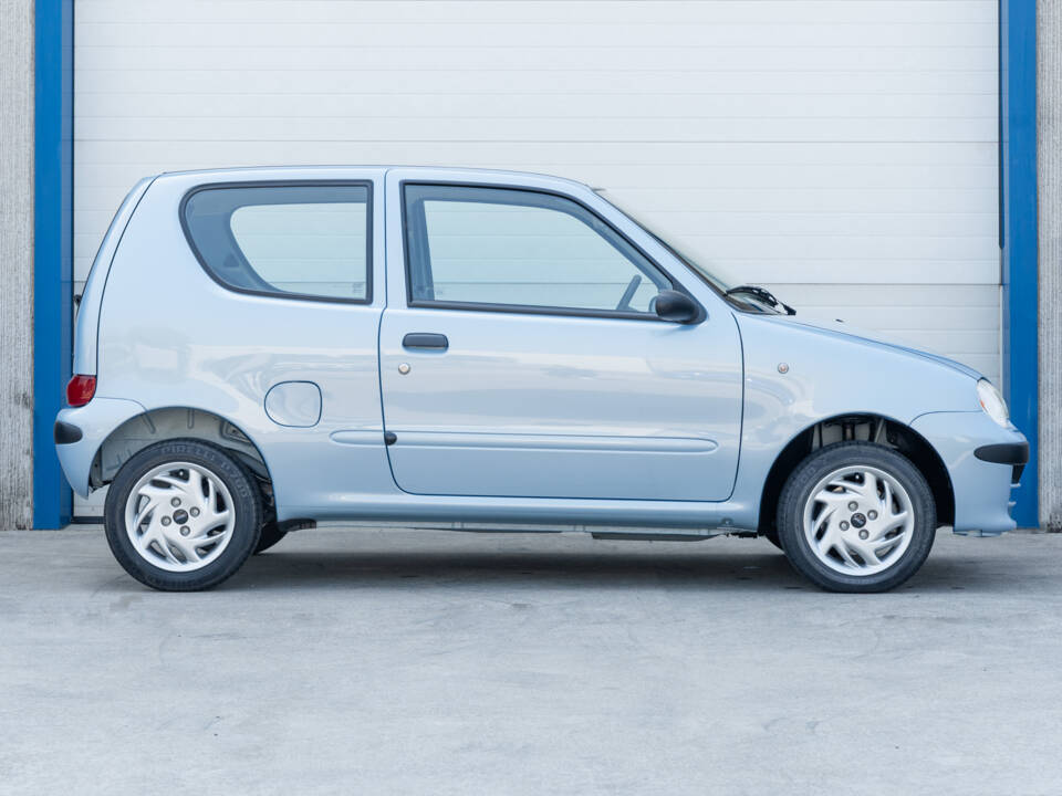 Image 5/99 of FIAT Seicento Young (2001)
