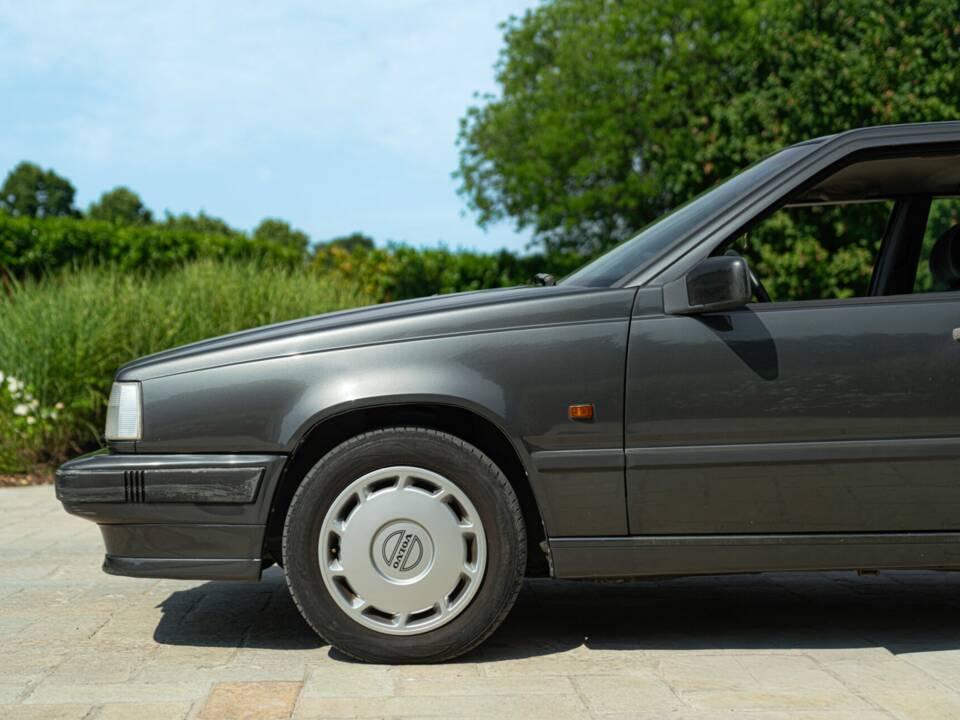 Obraz 12/48 pojazdu Volvo 850 2.0 20V (1992)
