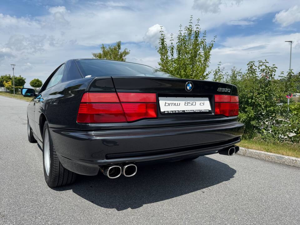 Image 4/37 of BMW 850i (1991)