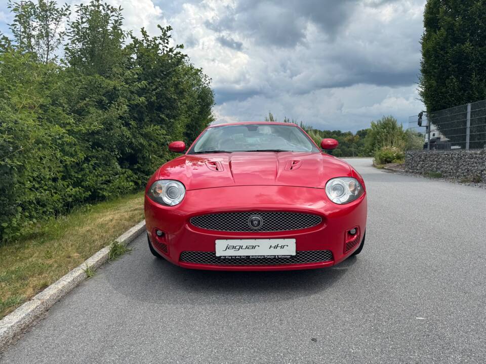 Image 3/49 of Jaguar XKR (2007)