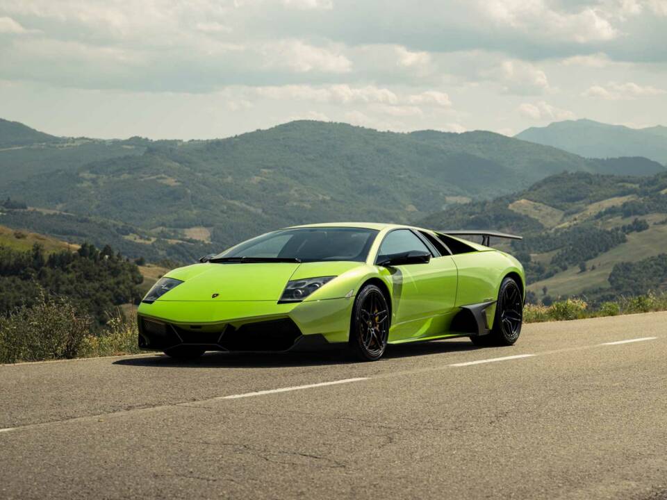 Image 1/25 de Lamborghini Murciélago LP670-4 SV (2009)