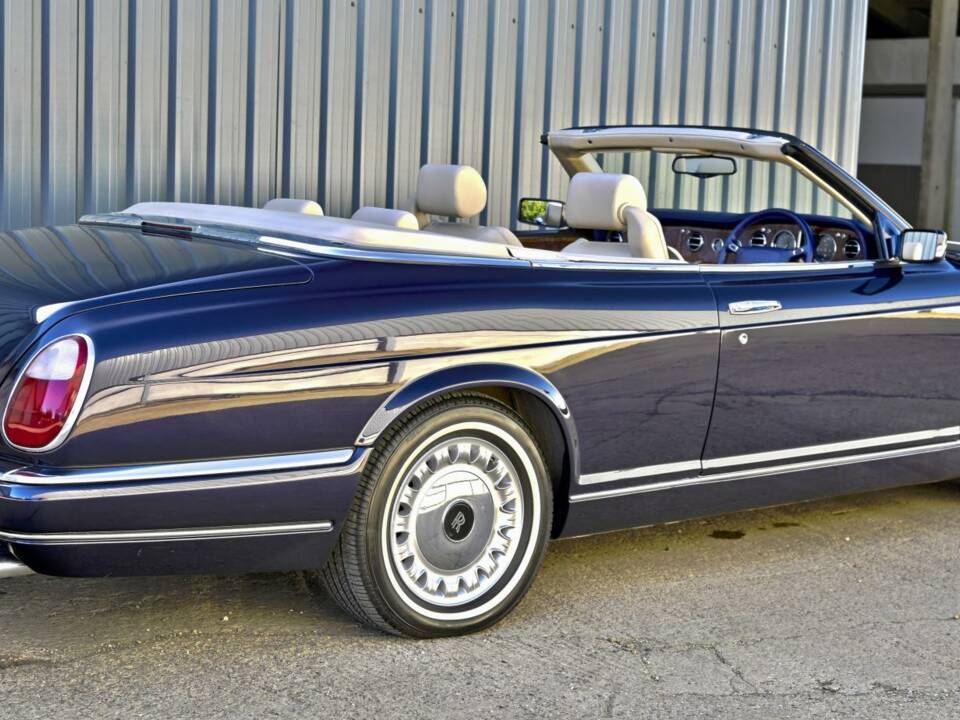 Bild 12/50 von Rolls-Royce Corniche V (2000)