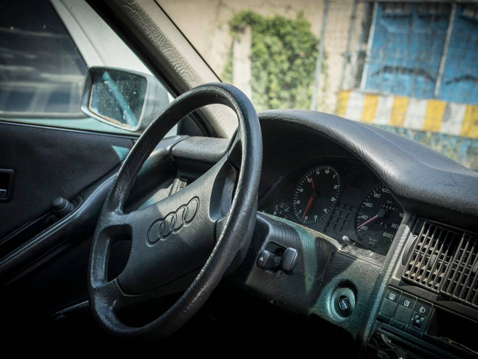 Image 9/18 of Audi 80 1.6 (1990)
