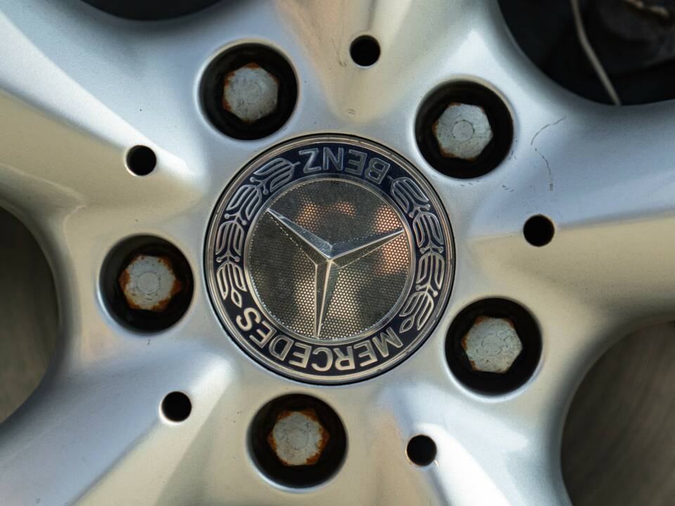 Image 17/50 de Mercedes-Benz SLK 320 (2001)