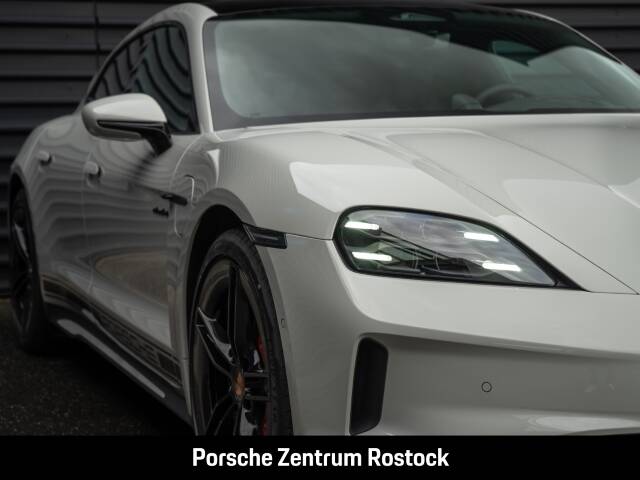 Bild 4/37 von Porsche Taycan 4S Sport Turismo (1900)