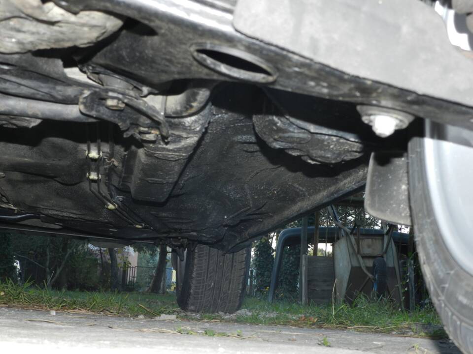 Bild 34/40 von Volkswagen Passat 2.0 (1995)