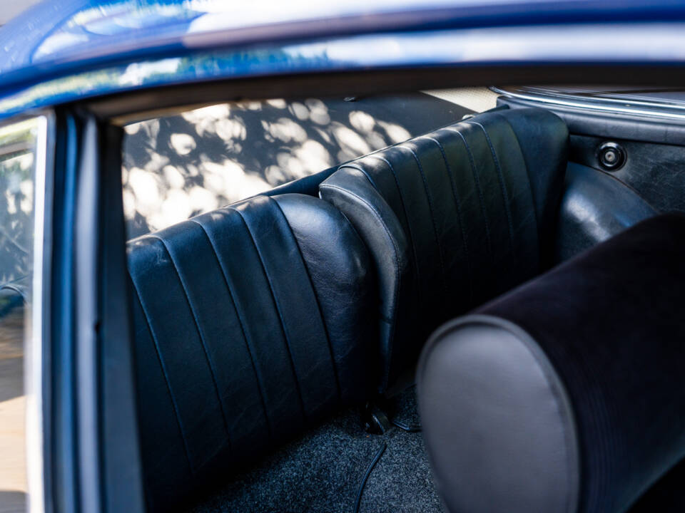 Image 27/42 of Porsche 912 (1967)