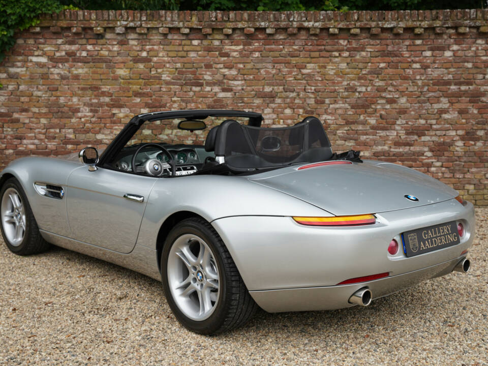 Image 2/50 of BMW Z8 (2000)