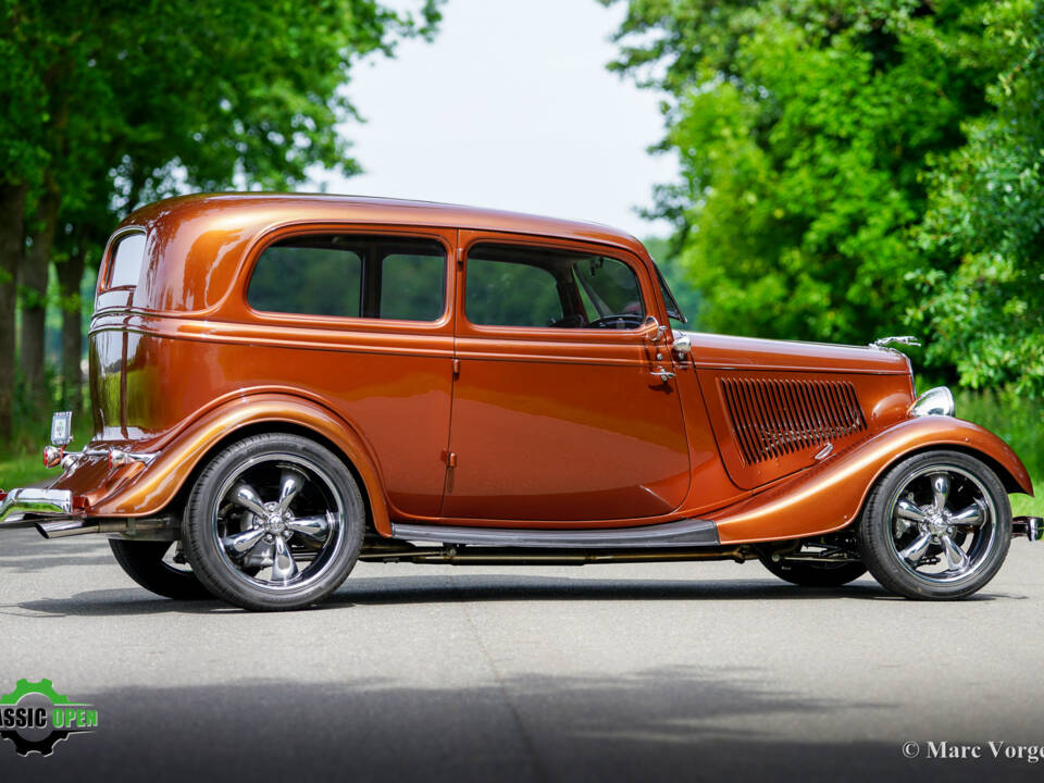 Image 54/66 of Ford V8 Hot Rod (1933)