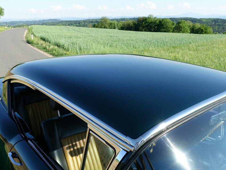 Image 35/42 of Chevrolet Bel Air Coupe (1958)