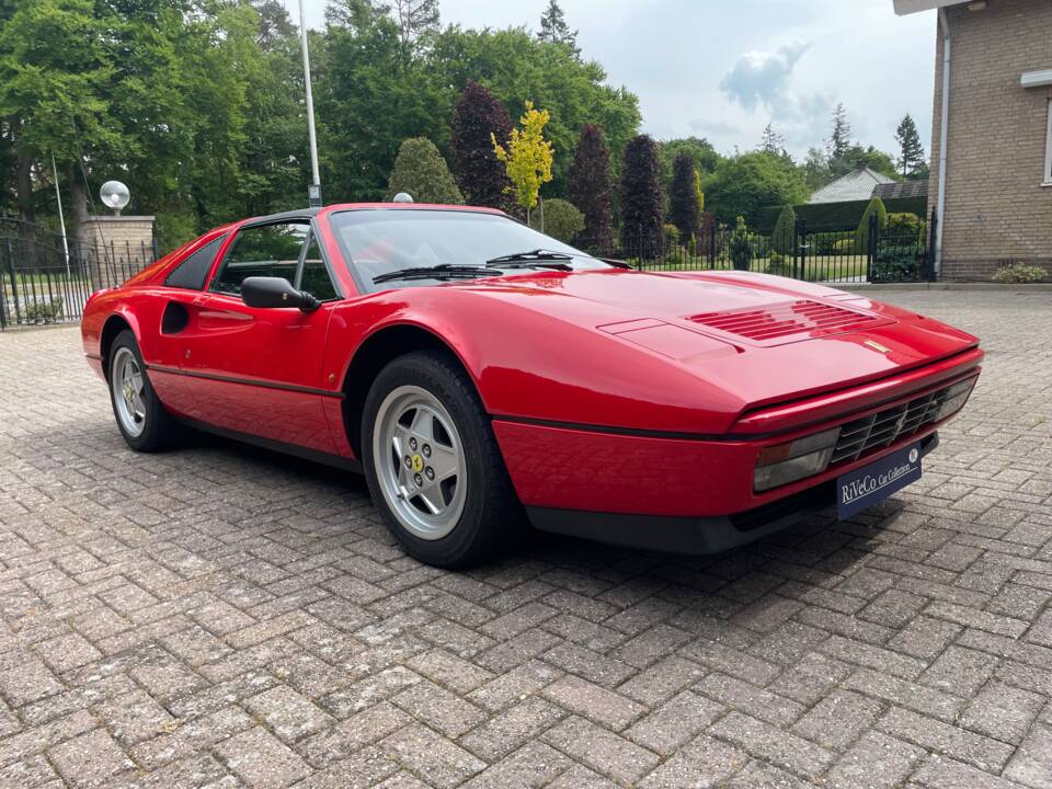 Image 7/48 of Ferrari 328 GTS (1989)