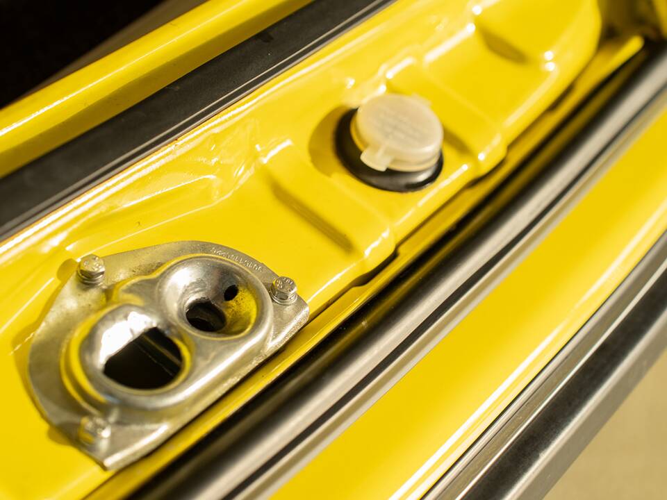 Image 45/50 de Porsche 911 2.4 T &quot;Oilflap&quot; (1972)