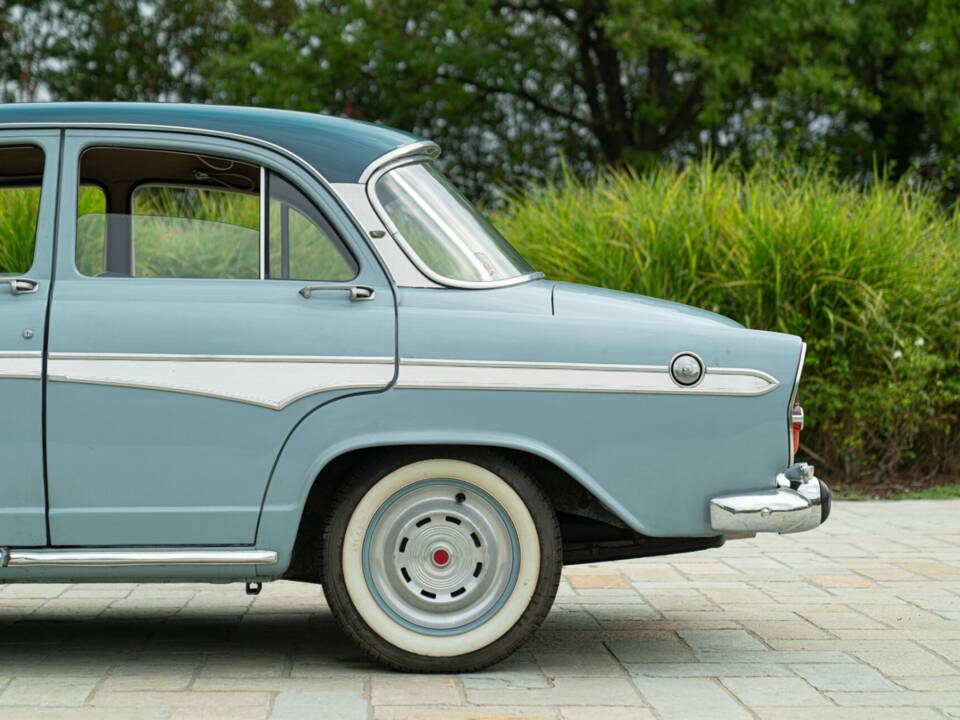 Obraz 30/50 pojazdu SIMCA Aronde P 60 Monthléry Spéciale (1960)