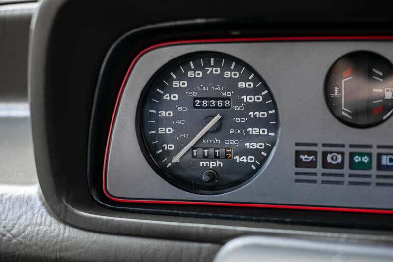 Image 9/50 of Ford Fiesta XR2 (1982)