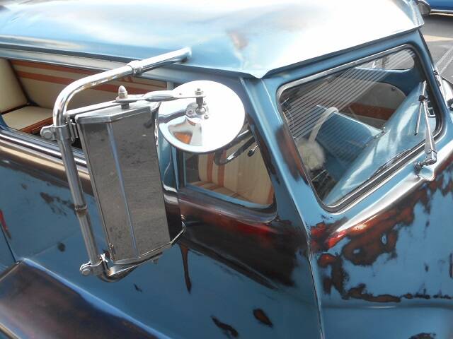 Image 19/20 of Volkswagen T2b Kombi (1973)
