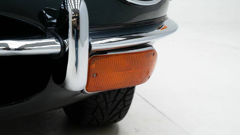 Bild 15/15 von Jaguar E-Type (1970)