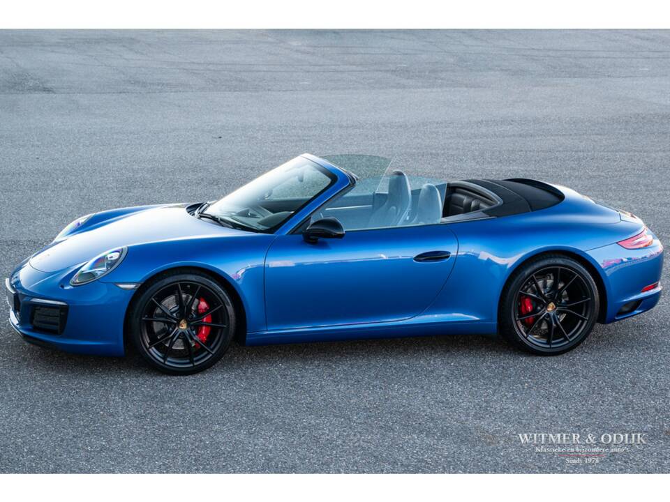 Image 26/44 of Porsche 911 Carrera S (2016)