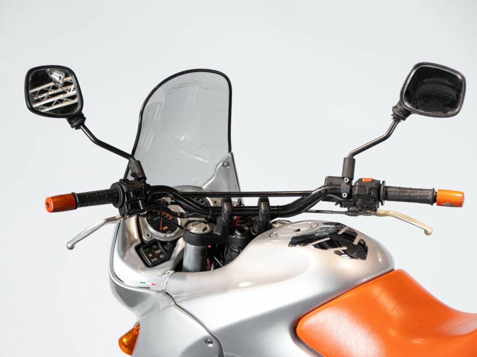 Bild 13/50 von Aprilia DUMMY (1999)