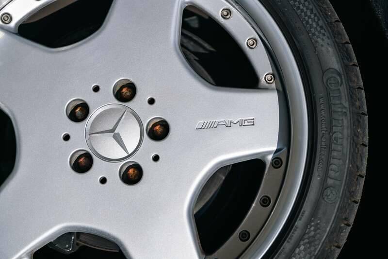 Image 23/50 of Mercedes-Benz SL 600 (2000)