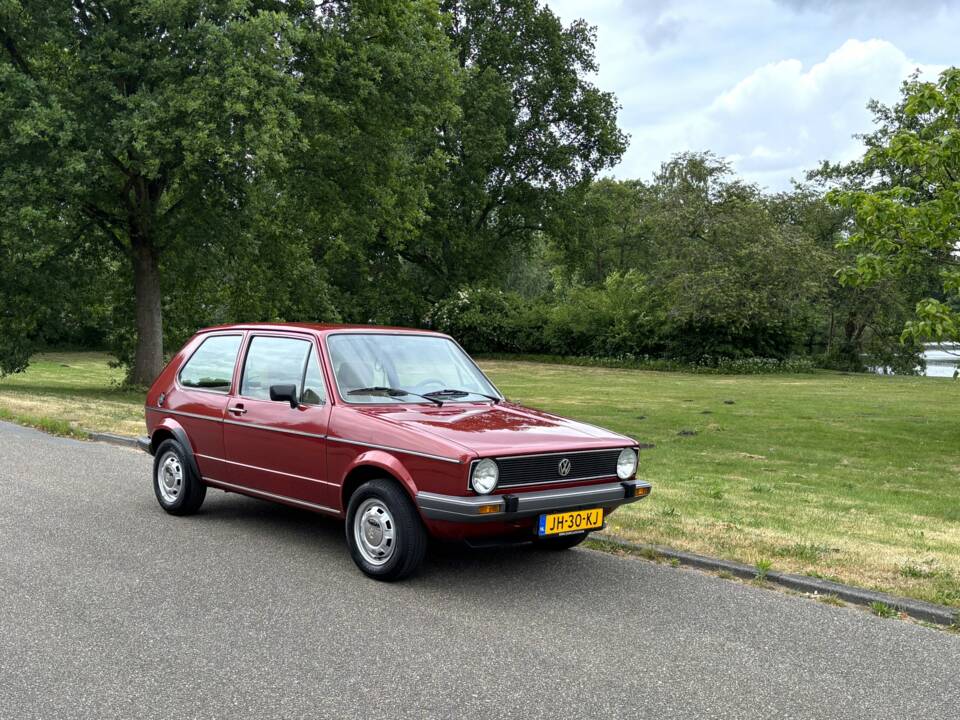 Image 8/26 of Volkswagen Golf Mk I 1.5 (1983)