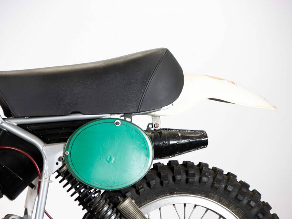 Image 19/30 de Beta CR 250 (1975)