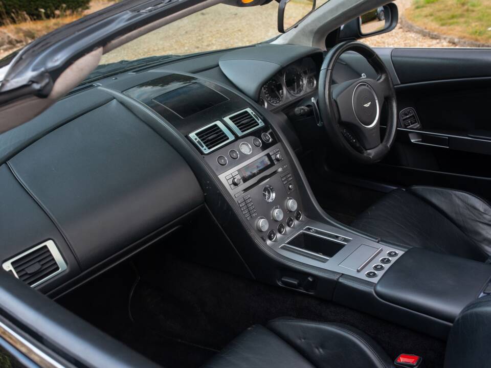 Bild 11/50 von Aston Martin DB 9 Volante (2006)