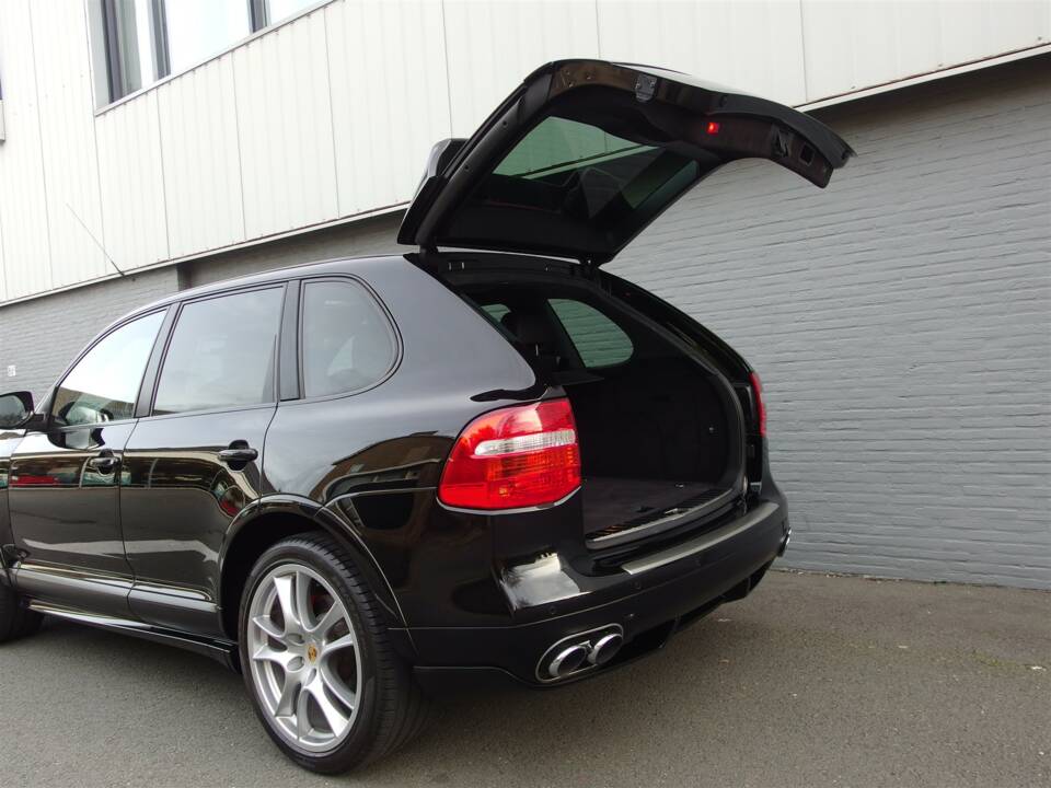 Immagine 65/99 di Porsche Cayenne GTS (2008)