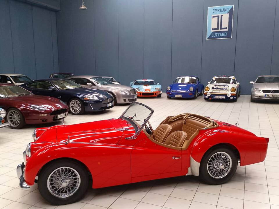 Image 8/50 of Triumph TR 3B (1962)