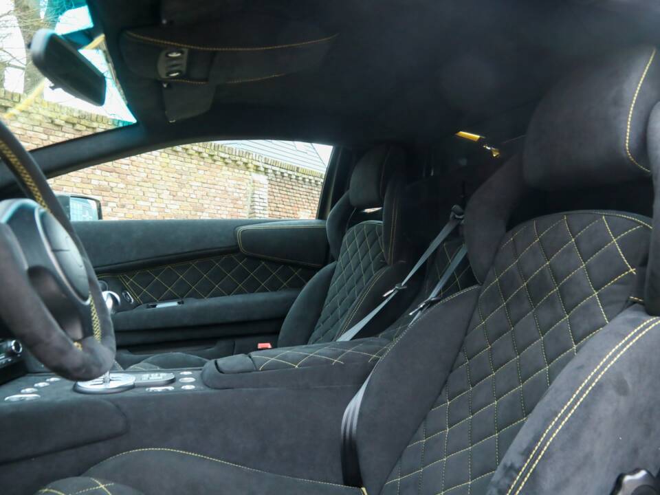 Immagine 44/50 di Lamborghini Murciélago (2002)