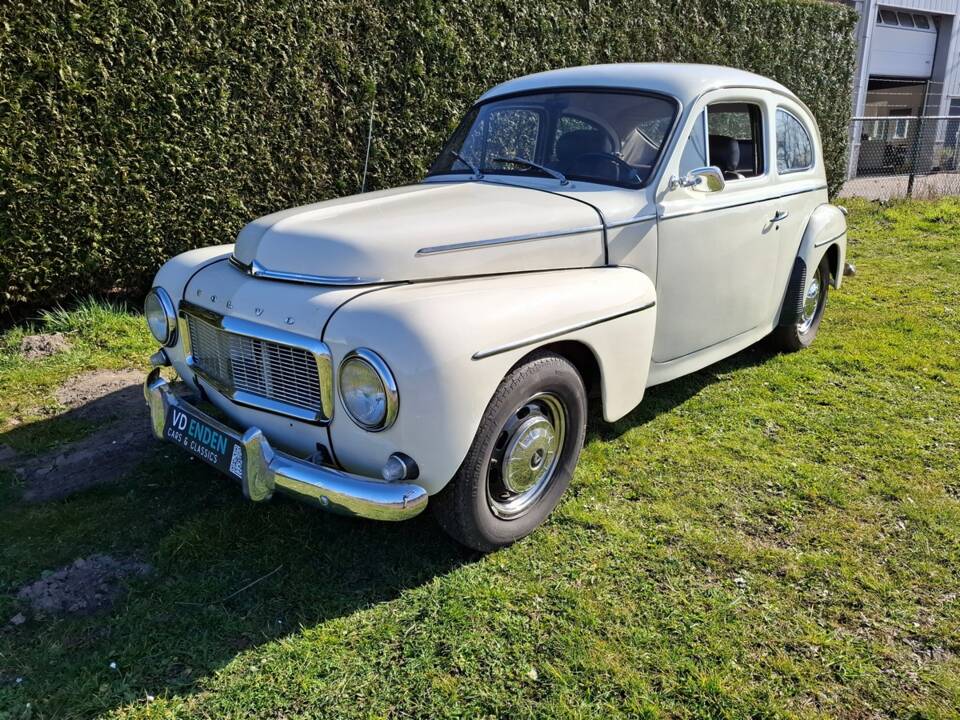 Image 14/41 of Volvo PV 544 Sport (1962)